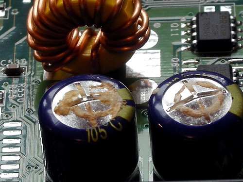 condensadores electroliticos hinchados en placa base