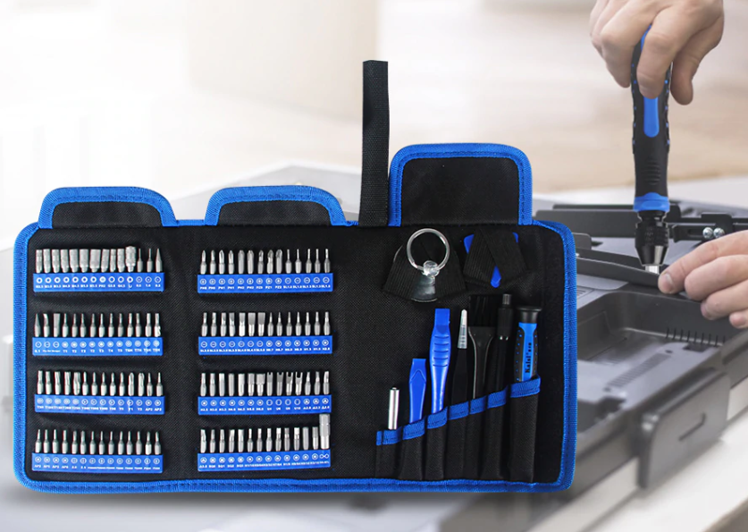 juego de destornilladores con 111 puntas diferentes