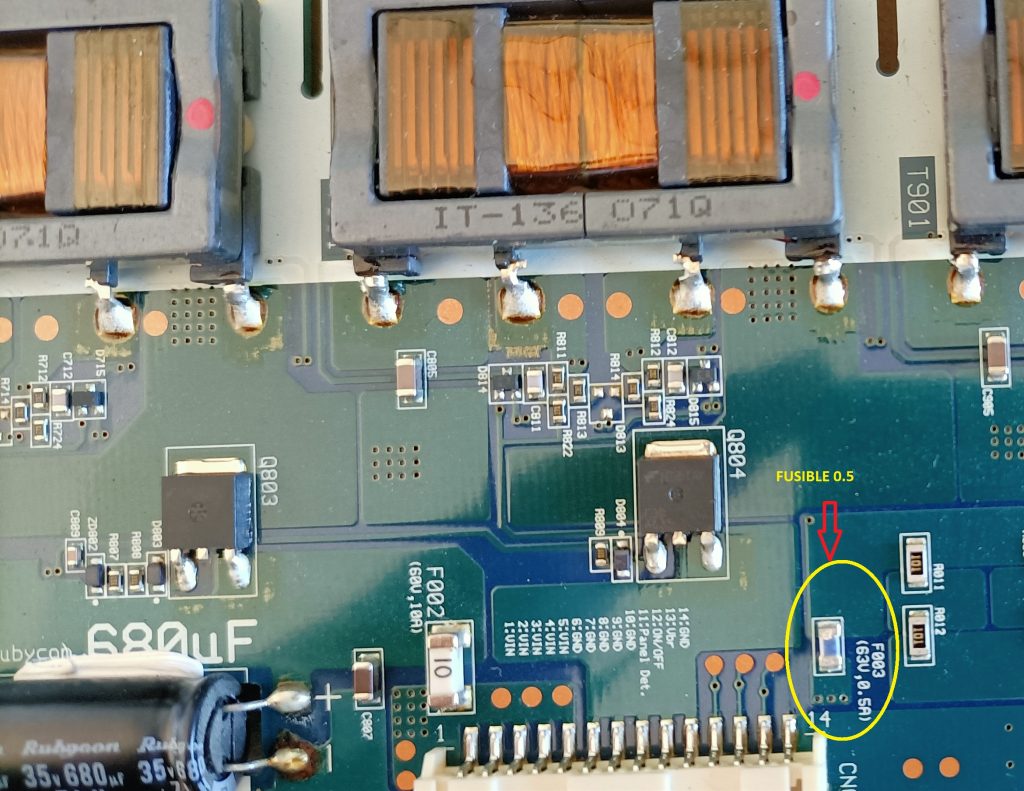 Fusible que causa la falla de 4 destellos del led rojo en TV Sony y KDL-40P2330