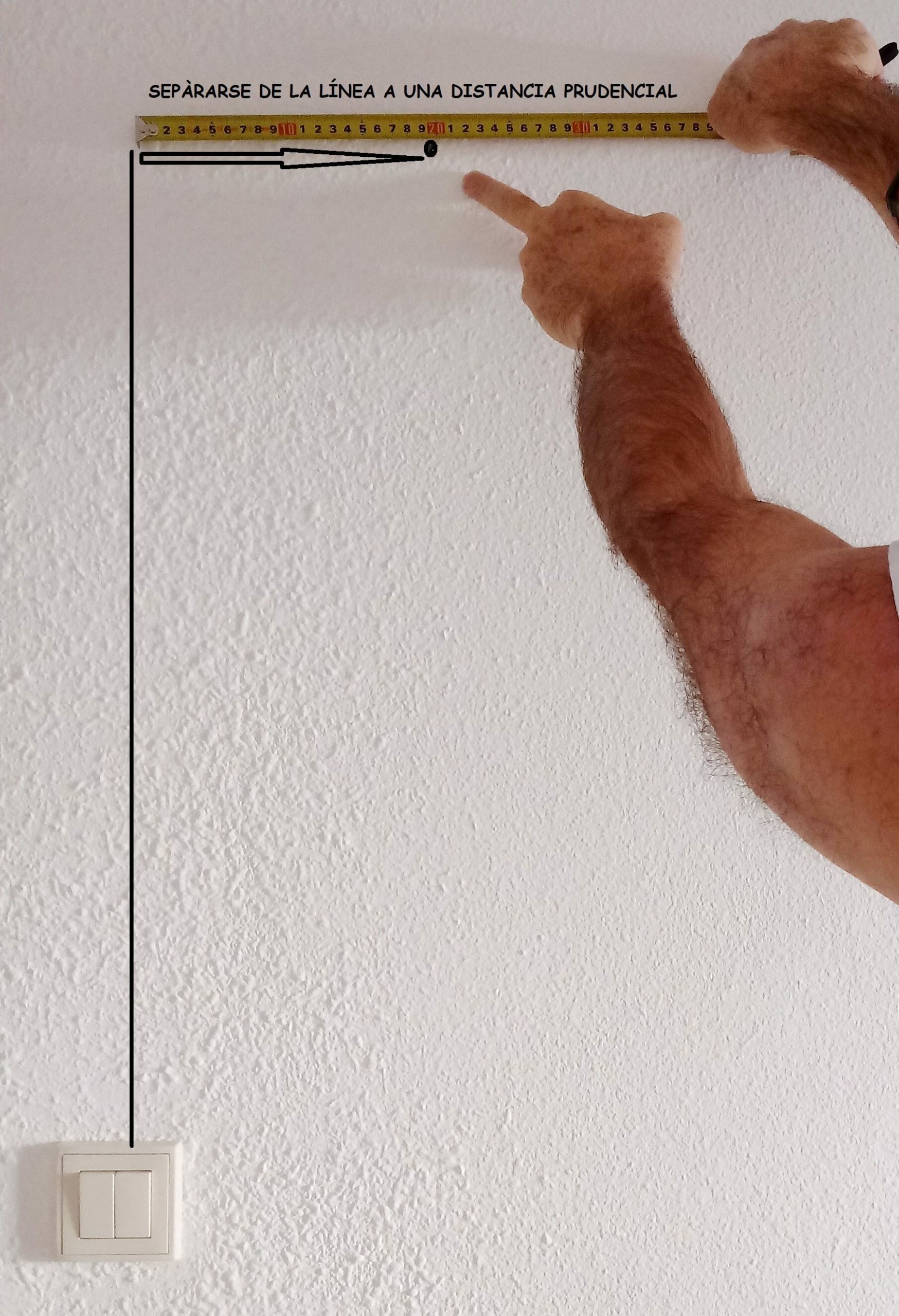 marcar punto en pared para abrir agujero