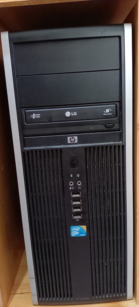 vieja PC HP usada como servidor Linux