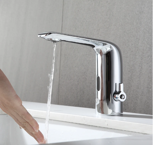 grifo automático con control de temperatura del agua