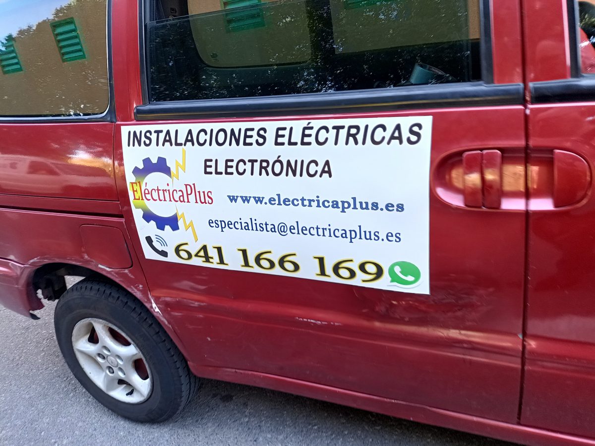 furgoneta de trabajo con aire acondicionado eléctrico instalado furgoneta de trabajo con aire acondicionado eléctrico instalado